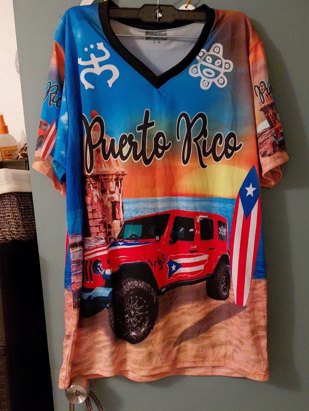Puerto Rico Men Graphic  V-Neck Shirt - Multicolor.